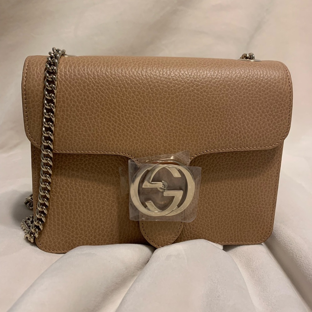 Gucci -  USED 1x - no damage - no scuff marks, no signs of wear.